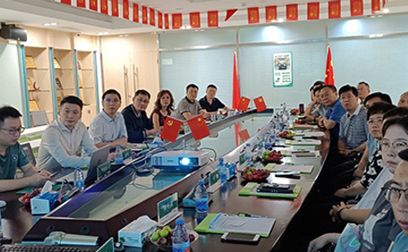 青岛市政府联合地上铁，为城市“双碳”绿色配送赋能