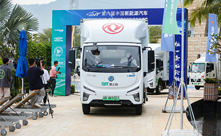 鸣枪开赛！地上铁助力第六届中国新能源商用车巡回赛